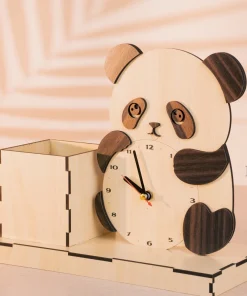 Đồng hồ hình gấu trúc để bàn