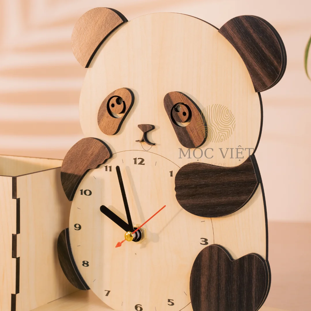 Đồng hồ hình gấu trúc