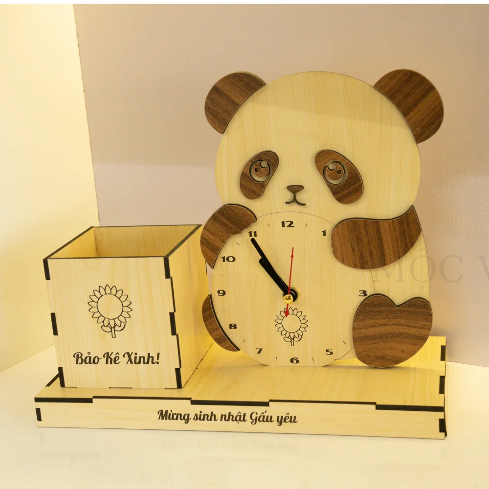 Đồng hồ gỗ khắc tên